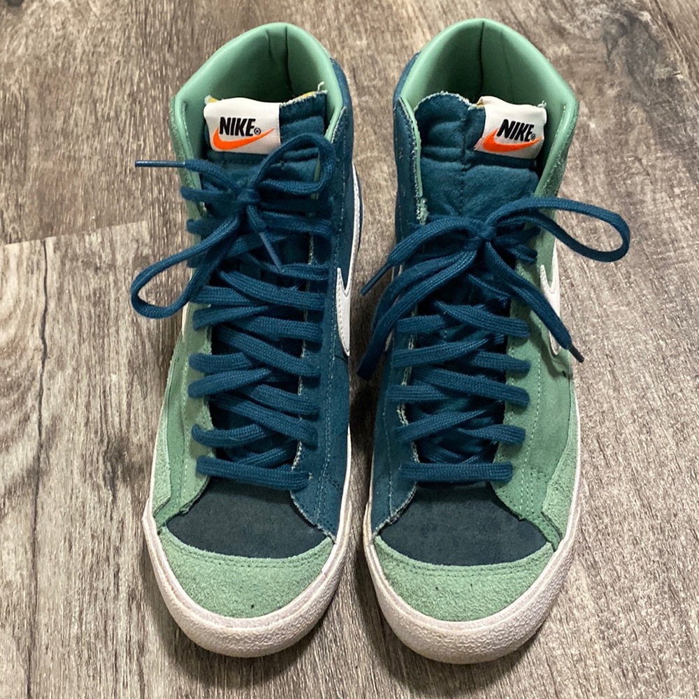 Nike Men's Blazer '77 Vintage Mid 'Healing Jade' Sneakers